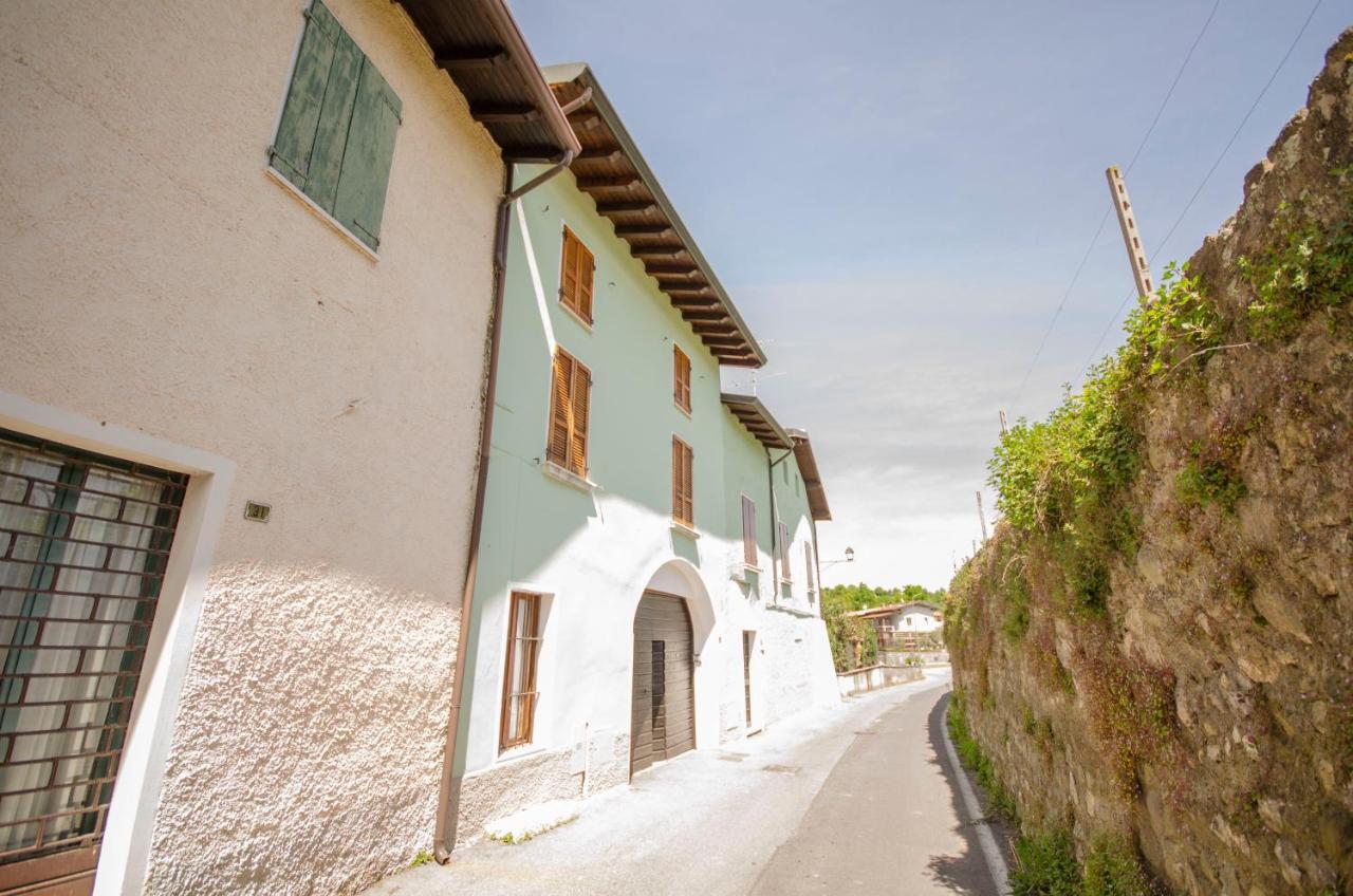 Corte Vezzola Trilocale Tommaso Puegnago sul Garda Exterior foto